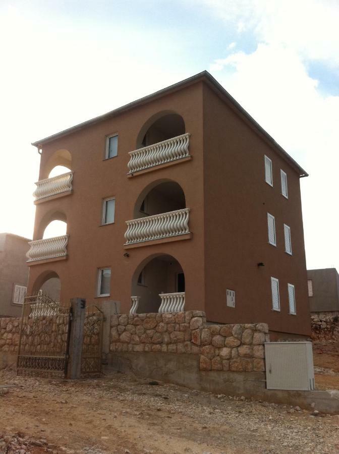 Apartments Mara Novi Vinodolski Extérieur photo